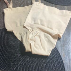 Skims mid waist core sculpting thong clay color and onyx xs